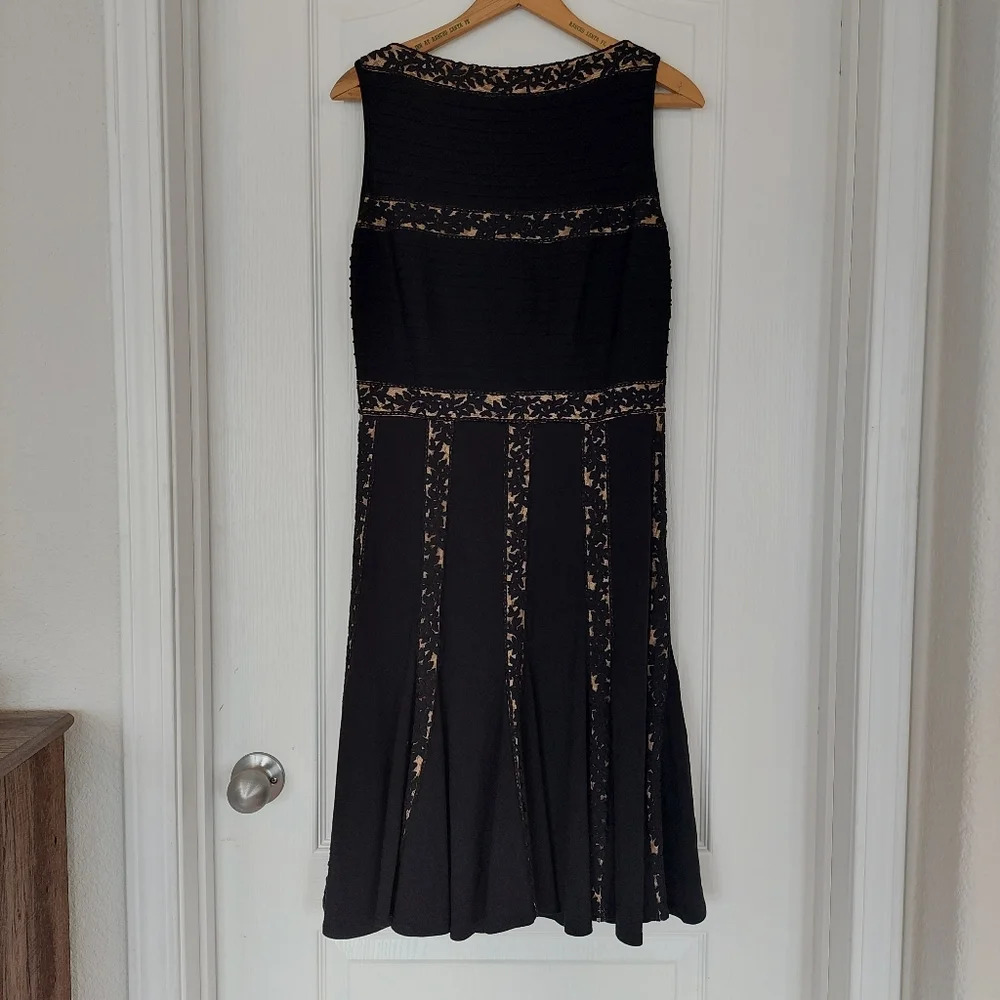 TADASHI SHOJI Bateau Neckline‎ Knee Length Black Dress Size Meduim